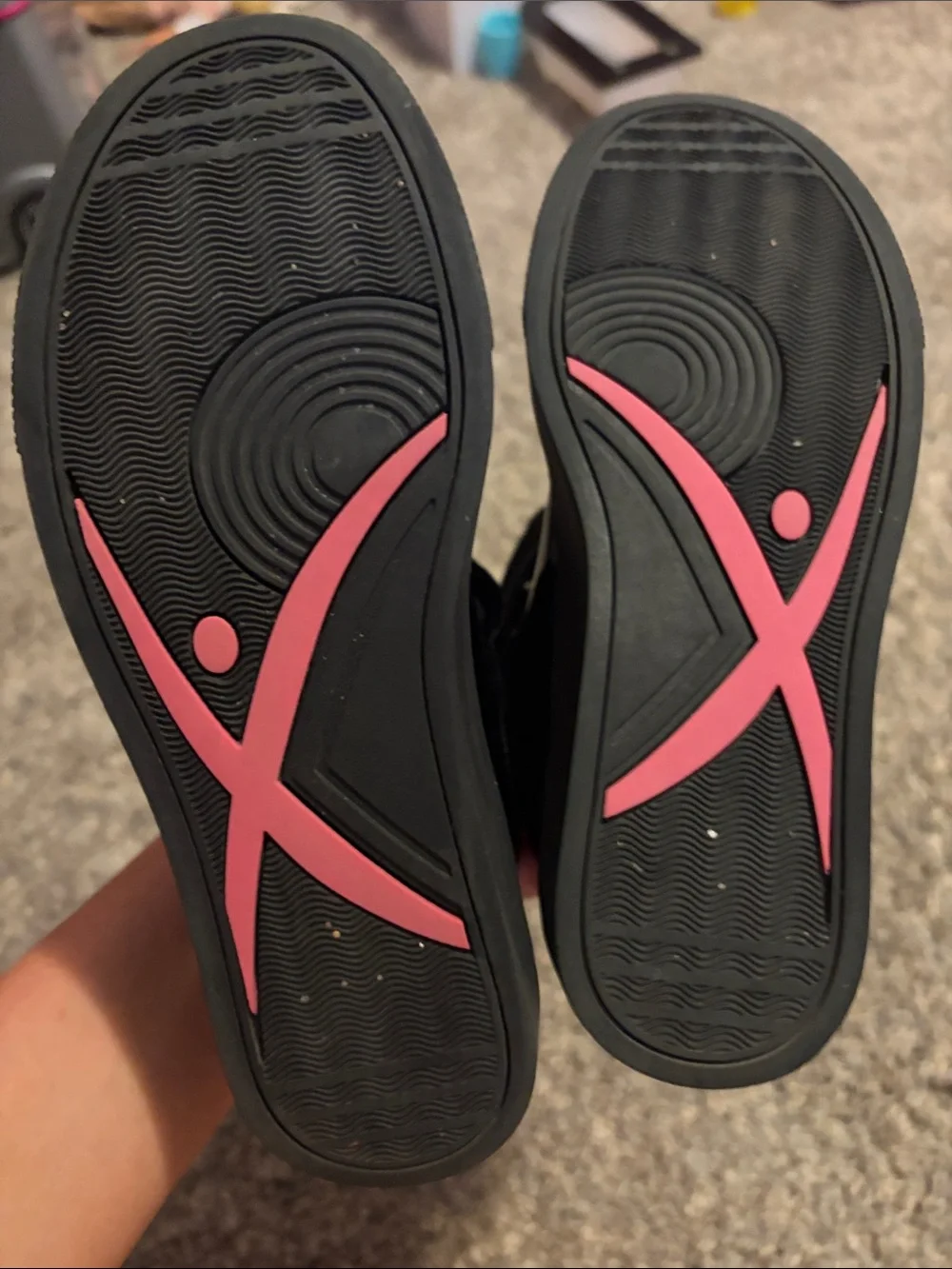 Kids High-Top Sneakers in Black - Stylish Everyday Shoe